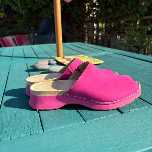 Dansko Ravyn Peep Toe Mule Sandals - Picture 4 of 8